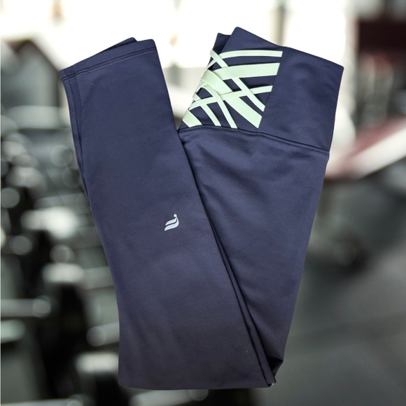 Fabletics Powerhold High-Waisted Leggings - Picture 1 of 4